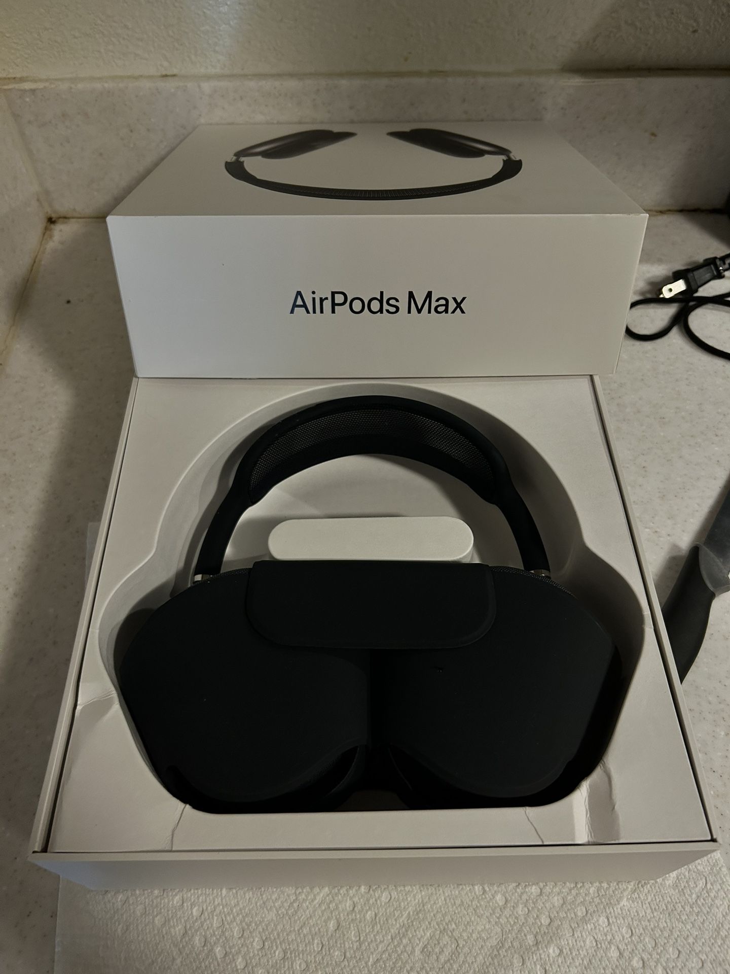 AirPod Maxes (midnight Black) 