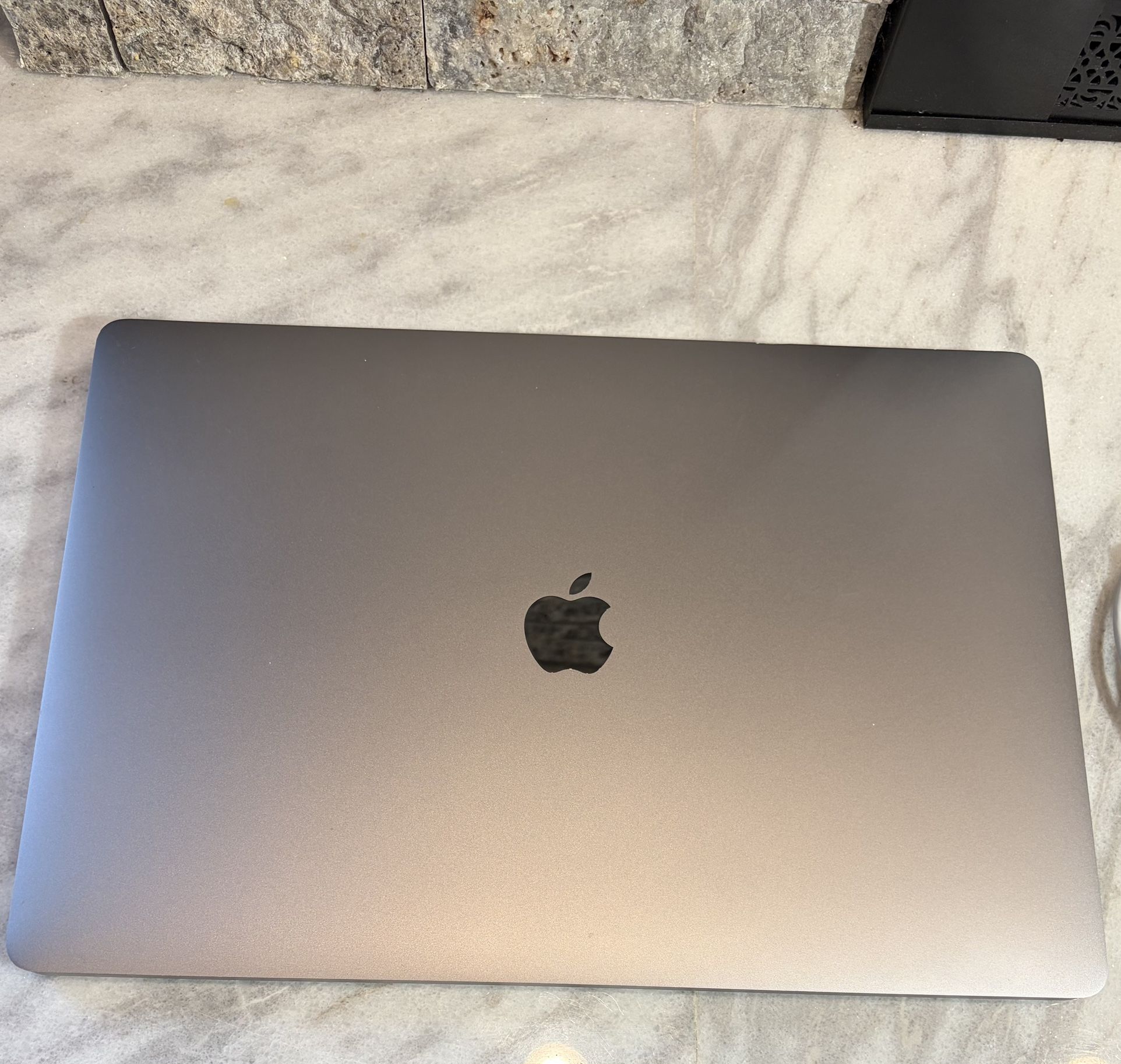 MacBook Pro 16” 512GB