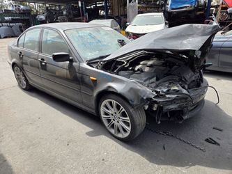 2005 BMW 330i zhp E46 (Parts Only)