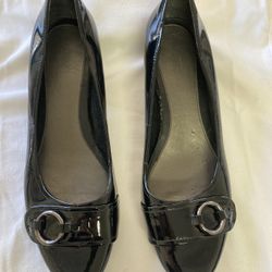 Ladies EasySpirit, Black Patent W/Dark Nickel Trim, New, Size: 7.5M