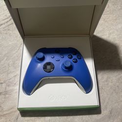 Blue Wireless Xbox Controller