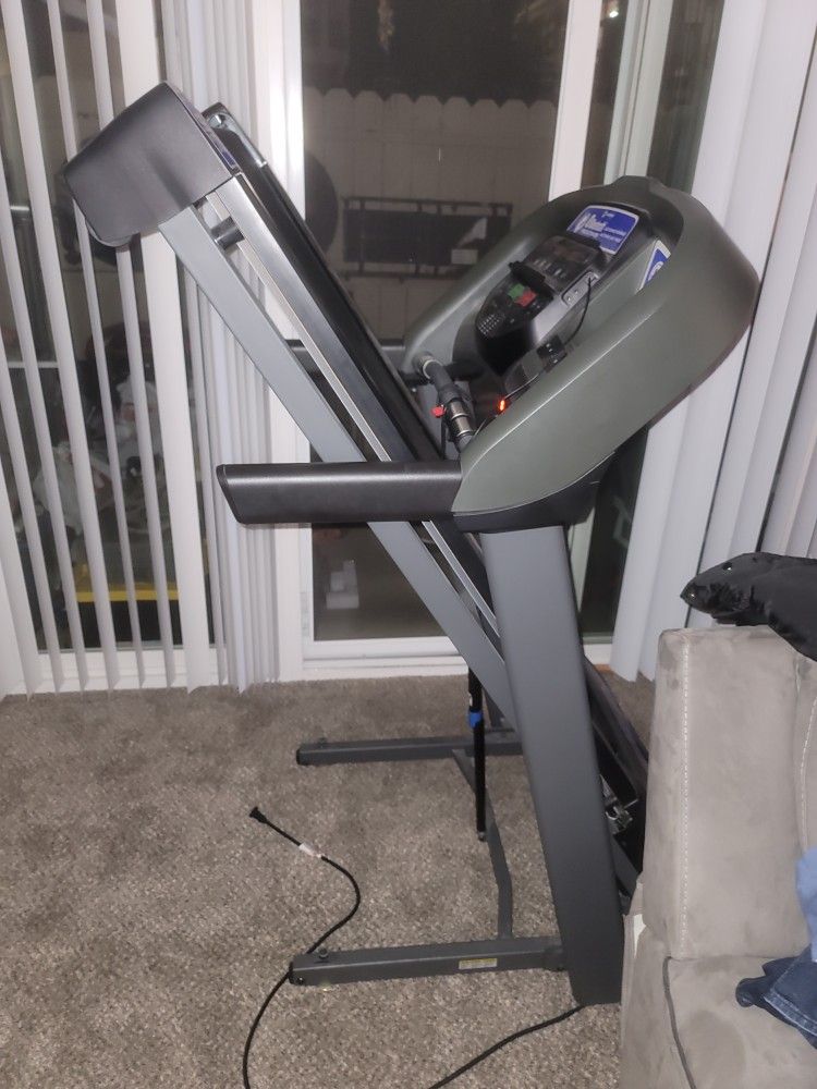 Horizon Bluetooth Treadmill