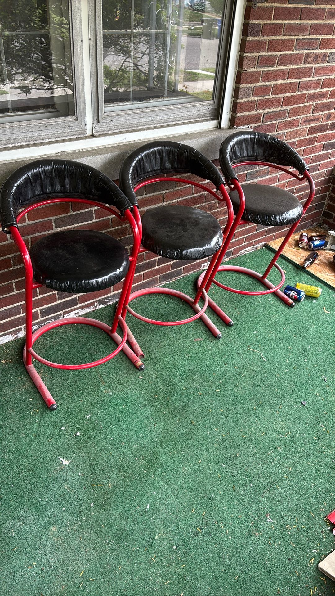 3x Red/black Barstools Bar Stools