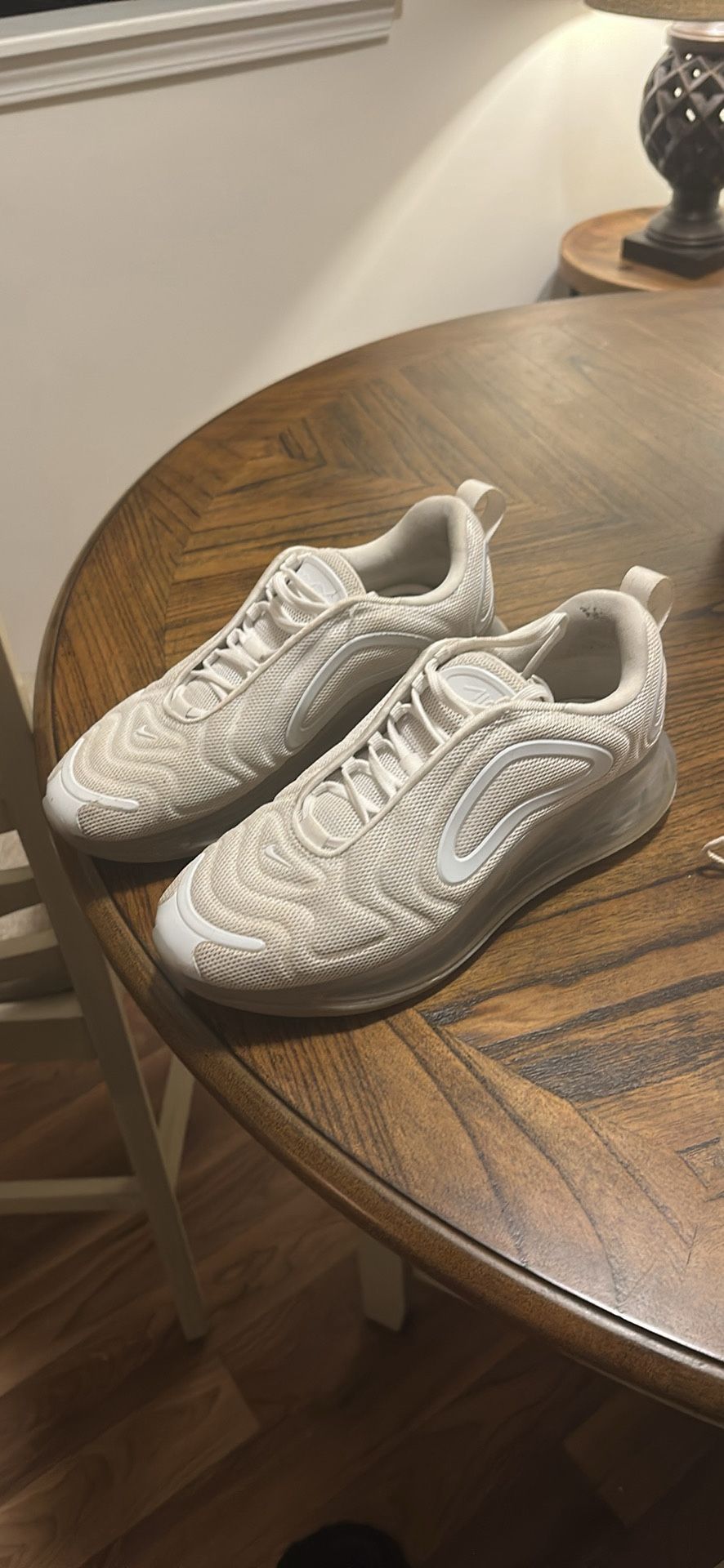 Nike AirMax Tennis Shoes/ Sneakers