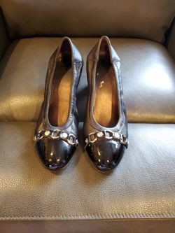 AGL Slip-on Low Heel