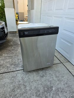 Whirlpool 24" Stainless Steel Full Console Built-In Dishwasher