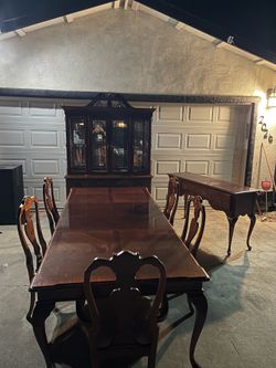 Stanley solid wood dining set with sever and china hutch & 5 chairs