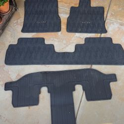 2019 Subaru Ascent floormats