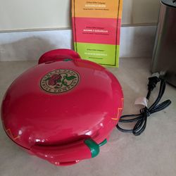 The El Paso Chile Co. Quesadilla Maker