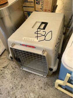 Excellent condition pets carriers
