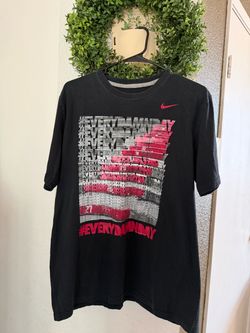 Men’s Nike Tshirt