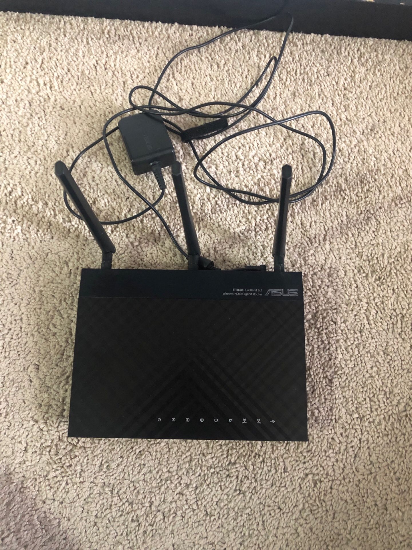 Asus router like new