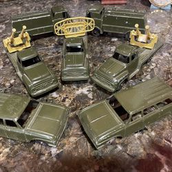 Vintage  TOOTSIE  Military Metal Toys