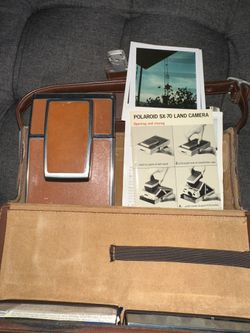 vintage polaroid sx-70 land camera