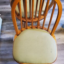 Wooden Spinning Bar Stools