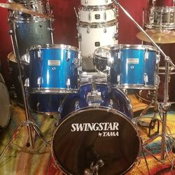 Tama 5pc. Drum Set Complete Set 