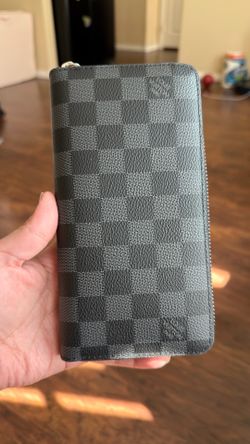 Long zip wallet