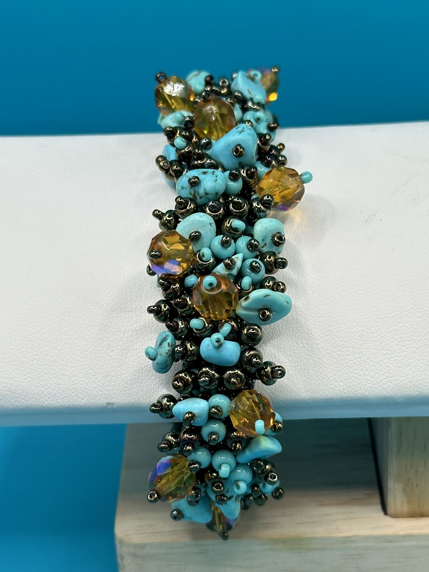 Fair Trade Caterpillar Woven Stone & Glass Bracelet 6 1/2” Magnetic Closure Incredible Condition