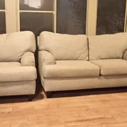 Grey Loveseat & Chair Set 