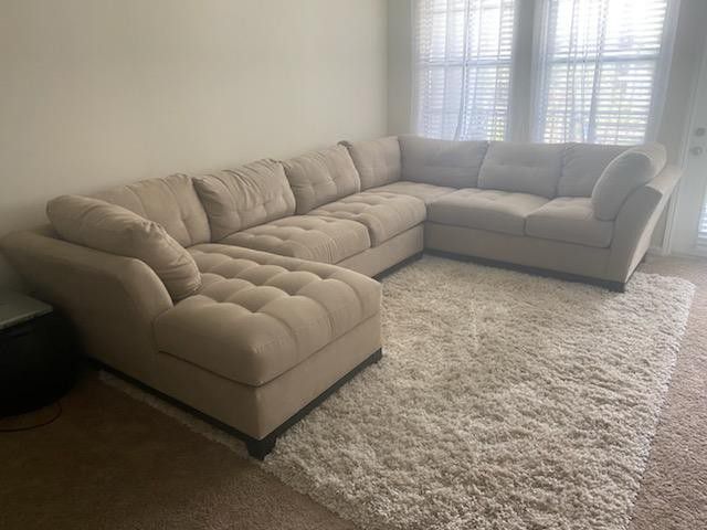 Beautiful Sectional That Can Be Separated 
