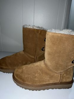 uggs bailey bow II