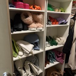Bookshelves 