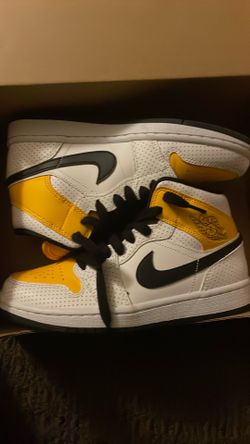 Nike Air Jordan 1 mid