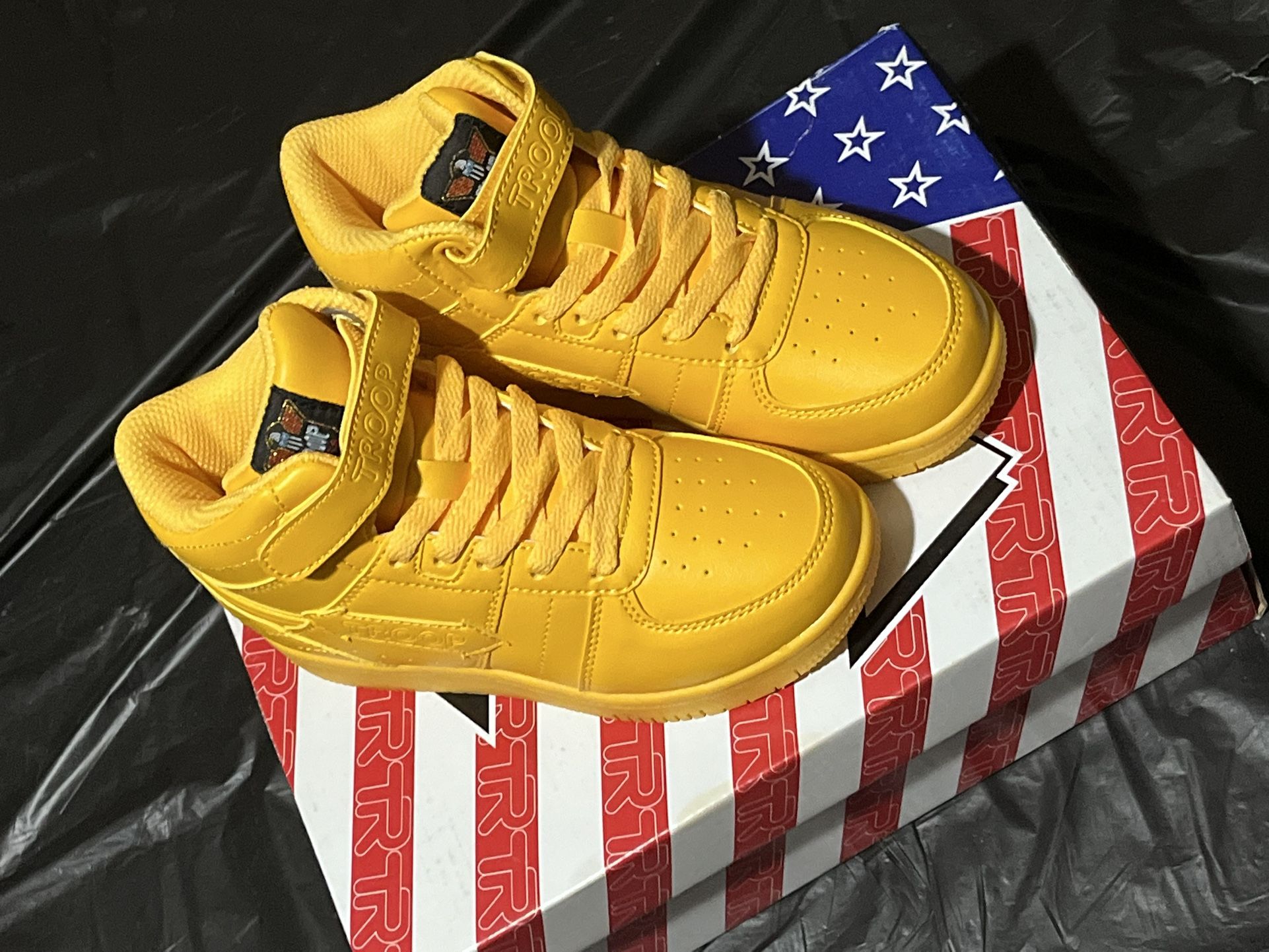 Troop Kid’s Destroyer High-top Sneakers