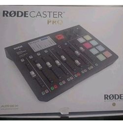RODE RODECASTER PRO Integrated Podcast Production Studio Concole $ Mic Inputs