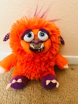 2015 Feisty Pets Hailey The Hoarder Orange Monster Plush Toy