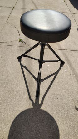 Drum Throne, Stable Metal Stool
