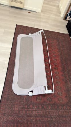 Baby Bassinet / Bedside Sleeper – Clean & Gently Used