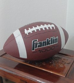Football Franklin $ 10