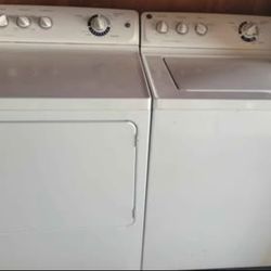 GE Washer And Gas Dryer Set Large Capacity 