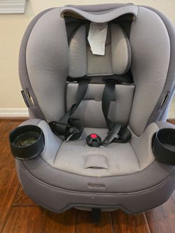 Safety first Carseat
