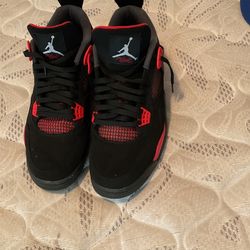 Jordan4 Red Thunder