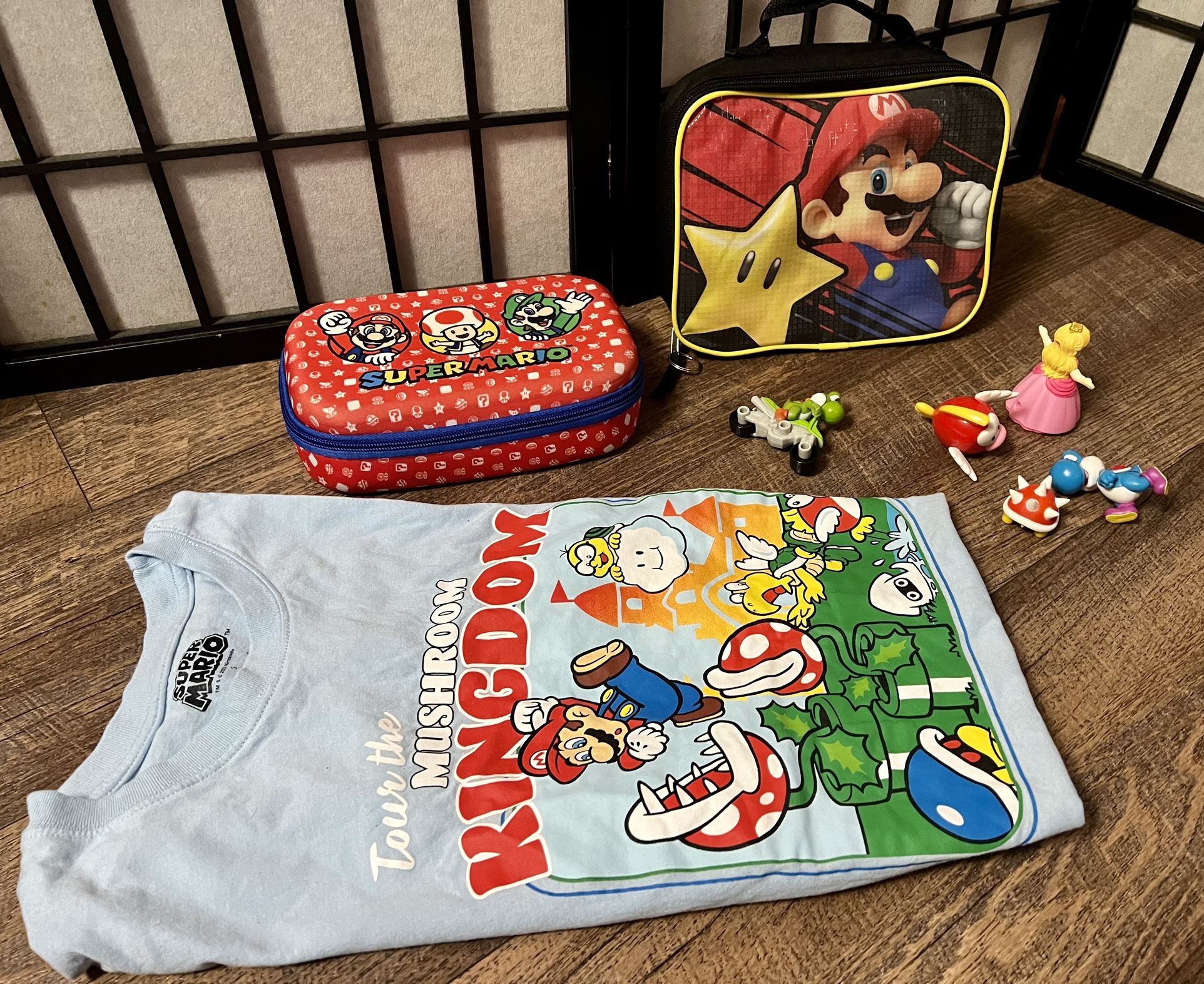 Super Mario bros stuff all for $10
