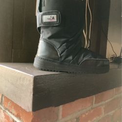 Ladies Boots!!  Only Used A Couple Of Times  