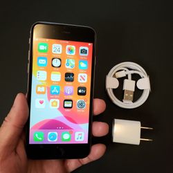 iPhone 6s - UNLOCKED - Like New  