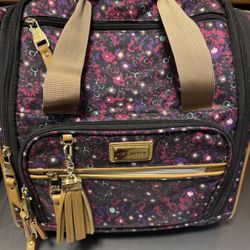 Steve Madden Carry On