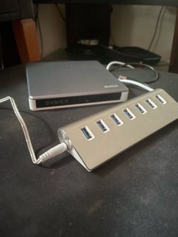 USB hub and dvd drive