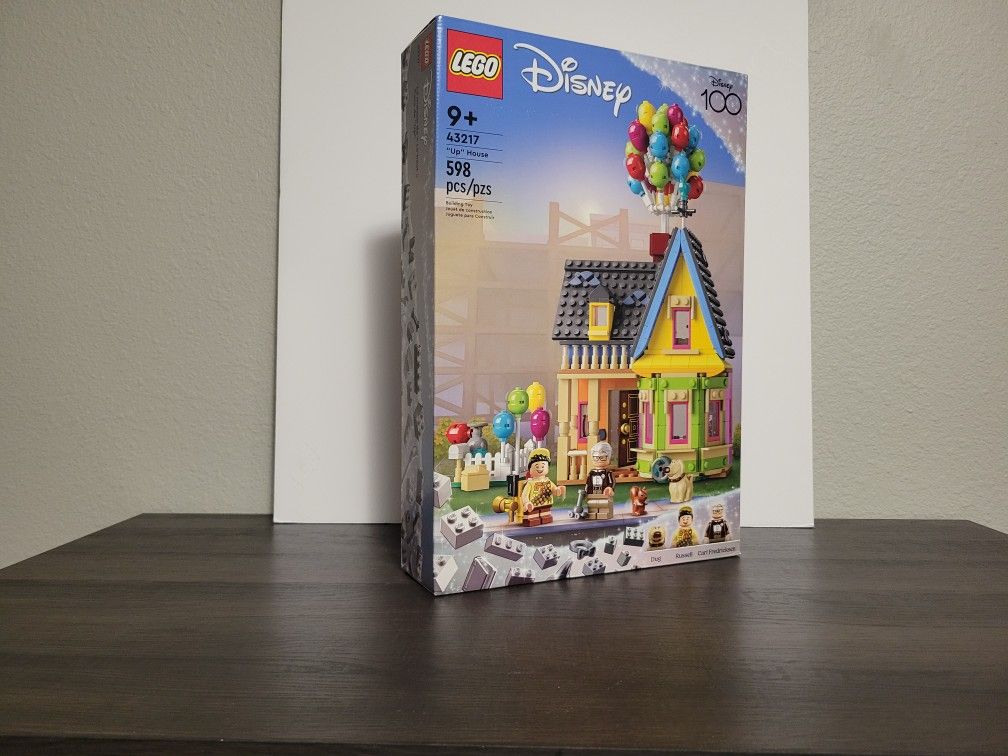 LEGO Up House 43217