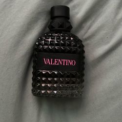 Valentino cologne 