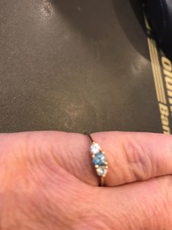 10k yellow gold aquamarine ring