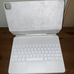12.9 And 13 Inch iPad Magic Keyboard White
