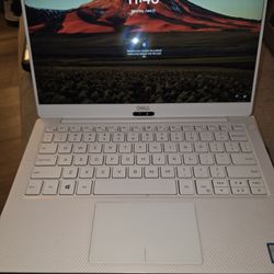 *DELL XPS 13 9370*