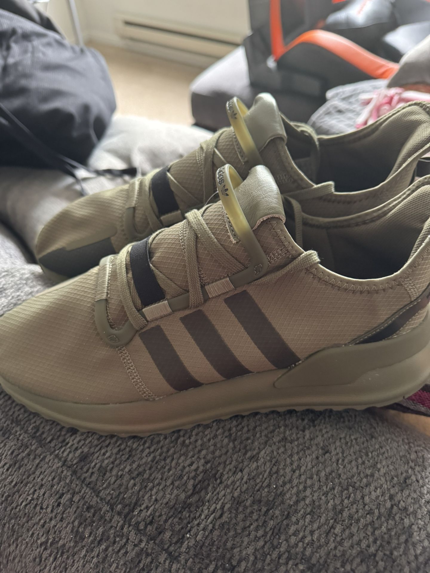 Adidas ‘U Path Run’ (Raw Khaki)