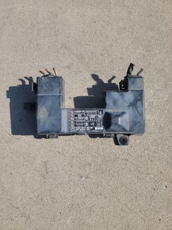 OEM Engine Fuse Box - 1991 Honda CRX