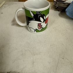 Vintage Looney Tunes Mug Sylvester Tweety Bird Warner Bros 1999 Gibson Cup Tea