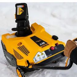 DeWalt Snow Plower